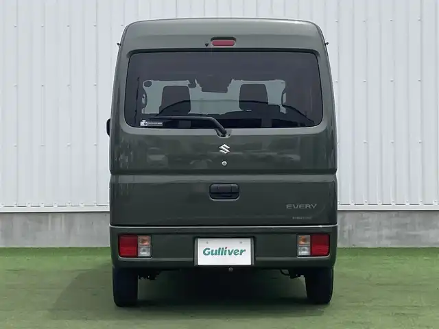 スズキ エブリイ JOIN 香川県 2021(令3)年 0.8万km クールカーキPM 登録時走行距離：7464km/ディーラーOPケンウッドナビ/　CD DVD BT フルセグTV/デュアルカメラブレーキサポート/レーンキープアシスト/クリアランスソナー/オートライト/レベライザヘッドライト/ドライブレコーダー/電動格納ミラー/純正樹脂フロアマット/ドアバイザー/リモコンキー/スペアキー/取扱説明書/新車時保証書/ワンオーナー
