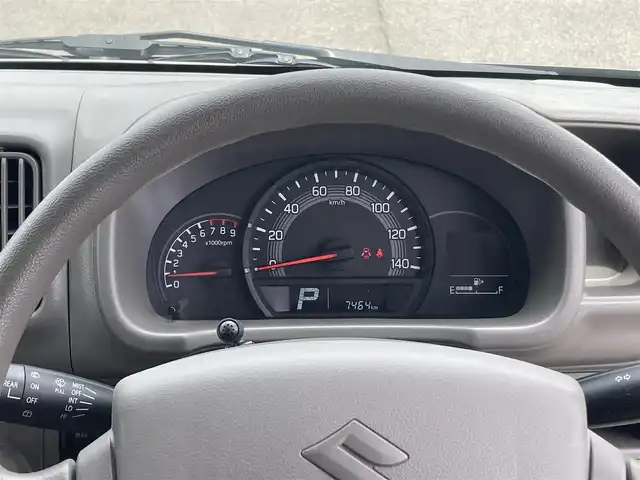 スズキ エブリイ JOIN 香川県 2021(令3)年 0.8万km クールカーキPM 登録時走行距離：7464km/ディーラーOPケンウッドナビ/　CD DVD BT フルセグTV/デュアルカメラブレーキサポート/レーンキープアシスト/クリアランスソナー/オートライト/レベライザヘッドライト/ドライブレコーダー/電動格納ミラー/純正樹脂フロアマット/ドアバイザー/リモコンキー/スペアキー/取扱説明書/新車時保証書/ワンオーナー