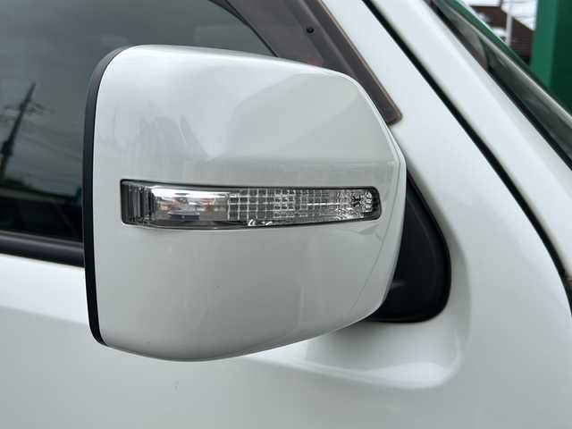 スズキ ジムニー クロスアドベンチャー XC 埼玉県 2011(平23)年 10.9万km パールホワイト メモリナビ/ワンセグテレビ/ウィンカーミラー/ETC/4WD/DVD機能再生有/16インチアルミホイール/背面タイヤ/運転席シートヒーター/ドライブレコーダー 有/Bluetooth/レーダー探知機 有(SUPER CAT)/運転席・助手席　エアバック有/本革巻きステアリング