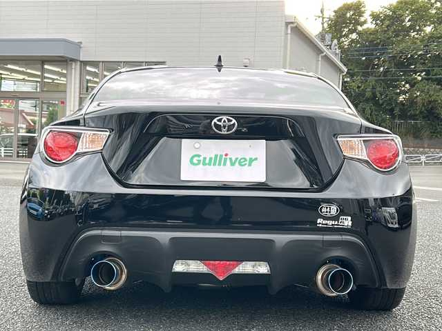 トヨタ ８６ GT 愛知県 2016(平28)年 4万km クリスタルブラックシリカ メモリナビ/ワンセグテレビ/クルーズコントロール/OZレーシング17インチAW/CUSCO車高調/柿本マフラー/TRDフェンダーフィン/ETC/保証書/取説書
