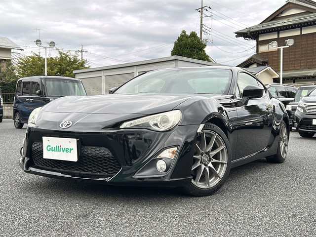 トヨタ ８６ GT 愛知県 2016(平28)年 4万km クリスタルブラックシリカ メモリナビ/ワンセグテレビ/クルーズコントロール/OZレーシング17インチAW/CUSCO車高調/柿本マフラー/TRDフェンダーフィン/ETC/保証書/取説書