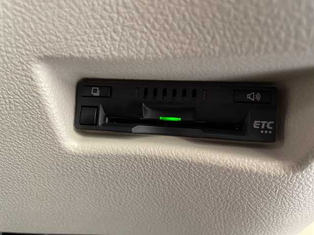 トヨタ シエンタ G 埼玉県 2017(平29)年 3.6万km レッドマイカM 純正ナビ/　　CD/DVD/BT/フルセグTV/バックカメラ/両側パワースライドドア/オートハイビーム/ステアリングスイッチ/アイドリングストップ/プッシュスタート/スペアキー/ETC/禁煙車