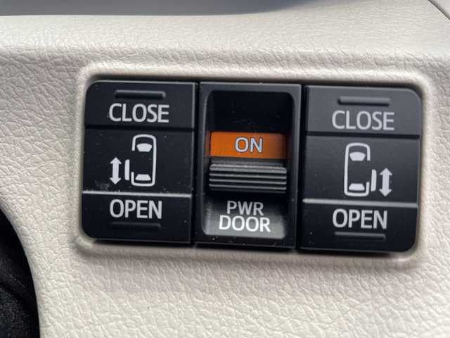 トヨタ シエンタ G 埼玉県 2017(平29)年 3.6万km レッドマイカM 純正ナビ/　　CD/DVD/BT/フルセグTV/バックカメラ/両側パワースライドドア/オートハイビーム/ステアリングスイッチ/アイドリングストップ/プッシュスタート/スペアキー/ETC/禁煙車