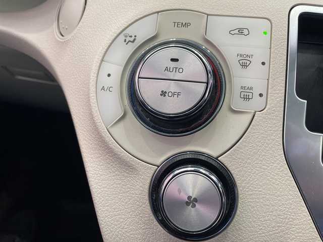 トヨタ シエンタ G 埼玉県 2017(平29)年 3.6万km レッドマイカM 純正ナビ/　　CD/DVD/BT/フルセグTV/バックカメラ/両側パワースライドドア/オートハイビーム/ステアリングスイッチ/アイドリングストップ/プッシュスタート/スペアキー/ETC/禁煙車