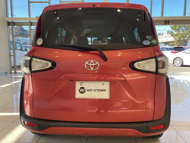 トヨタ シエンタ G 埼玉県 2017(平29)年 3.6万km レッドマイカM 純正ナビ/　　CD/DVD/BT/フルセグTV/バックカメラ/両側パワースライドドア/オートハイビーム/ステアリングスイッチ/アイドリングストップ/プッシュスタート/スペアキー/ETC/禁煙車