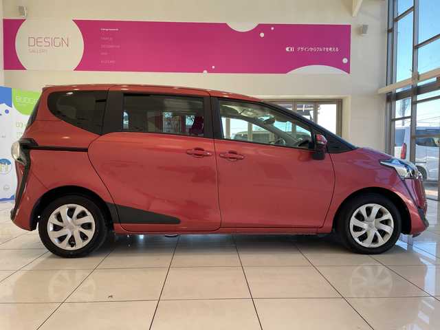 トヨタ シエンタ G 埼玉県 2017(平29)年 3.6万km レッドマイカM 純正ナビ/　　CD/DVD/BT/フルセグTV/バックカメラ/両側パワースライドドア/オートハイビーム/ステアリングスイッチ/アイドリングストップ/プッシュスタート/スペアキー/ETC/禁煙車