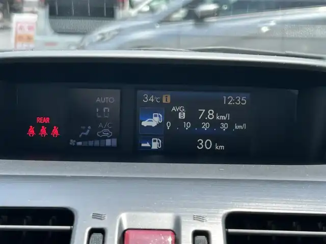 スバル フォレスター 2．0XT アイサイト 東京都 2013(平25)年 6.4万km サテンホワイトパール STIフロントアンダースポイラー/純正SDナビ/　フルセグTV/CD/DVD/Bluetooth/USB//バックカメラ/全車速追従機能付クルーズコントロール/プリクラッシュブレーキ/先行車発進おしらせ/車線逸脱警報/AT誤発進抑制/ハーフレザーシート/パワーシート/シートヒーター/キセノンヘッドライト/フォグランプ/オートライト/純正18インチアルミホイール/プッシュスタート/スマートキー×2/ETC/保証書/取扱説明書