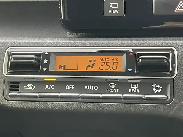 スズキ ワゴンＲ カスタムＺ HYBRID ZX 岡山県 2022(令4)年 2.5万km ピュアホワイトP スズキセーフティーサポート/・デュアルセンサーブレーキサポート/・ハイビームアシスト/・レーンキープアシスト/・レーダークルーズコントロール/純正ディスプレイオーディオ/(Bluetooth/USB)/全周囲カメラ/社外ドライブレコーダー/(前：360°＋後方)/ヘッドアップディスプレイ/運転席シートヒーター/LEDヘッドライト＆フォグ/ステアリンスリモコン/アイドリングストップ/横滑り防止機能/ISOFIX/スマートキー×2/プッシュスタート/純正フロアマット/純正ドアバイザー/保証書/取扱説明書
