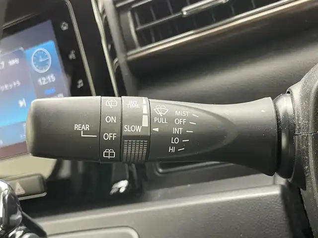 スズキ ワゴンＲ カスタムＺ HYBRID ZX 岡山県 2022(令4)年 2.5万km ピュアホワイトP スズキセーフティーサポート/・デュアルセンサーブレーキサポート/・ハイビームアシスト/・レーンキープアシスト/・レーダークルーズコントロール/純正ディスプレイオーディオ/(Bluetooth/USB)/全周囲カメラ/社外ドライブレコーダー/(前：360°＋後方)/ヘッドアップディスプレイ/運転席シートヒーター/LEDヘッドライト＆フォグ/ステアリンスリモコン/アイドリングストップ/横滑り防止機能/ISOFIX/スマートキー×2/プッシュスタート/純正フロアマット/純正ドアバイザー/保証書/取扱説明書
