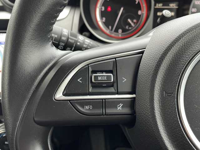 スズキ スイフト XG LTD 福井県 2019(平31)年 5.2万km バーニングレッドPM 登録時走行距離51326ｋｍ/ワンオーナー/純正8インチメモリナビゲーション/（CD/DVD/BT）/フルセグテレビ/バックカメラ/ディアルブレーキサポートシステム/レーンキープアシスト/アダプティブクルーズコントロール/シートヒーター/ドライブレコーダー/オートライト/ステアリングリモコン/プッシュスタート/スマートキー/保証書/取扱説明書