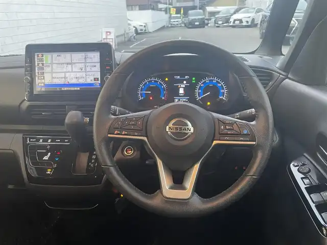 日産 ルークス HWS Gターボ プロパイロットED 愛知県 2022(令4)年 2.5万km ホワイトパール 両側パワースライドドア/純正9型ナビ〈MM316D-L〉/・地デジTV/DVD/SD/・AUX/Bluetooth/アラウンドビューカメラ/プロパイロット/・インテリジェントクルーズコントロール/・ハンドル支援/インテリジェントエマージェンシーブレーキ/前方衝突予測警報/踏み間違い衝突防止アシスト/車線逸脱警報/車線逸脱防止支援システム/ふらつき警報/標識認識機能/先行車発進告知機能/インテリジェントアラウンドビューモニター/ディスプレイ付きルームミラー/前後クリアランスソナー/シートバックテーブル/ETC/ナビ連動純正ドライブレコーダー/純正15インチAW/インテリジェントキー