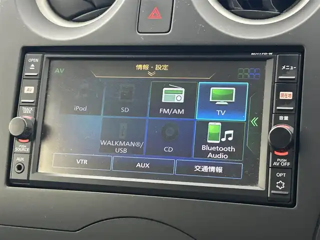 日産 ノート X 熊本県 2018(平30)年 4.2万km シャイニングブルー 純正ナビMJ117D-W（ＣＤ・ＤＶＤ・フルセグ・ＢＴ・ＳＤ）/ＥＴＣ　/アイドリングストップ　/エマージェンシーブレーキ　/レーンキープアシスト　/横滑り防止　/ステアリングリモコン/電動格納ミラー　/社外フロアマット/オートライト/スマートキー