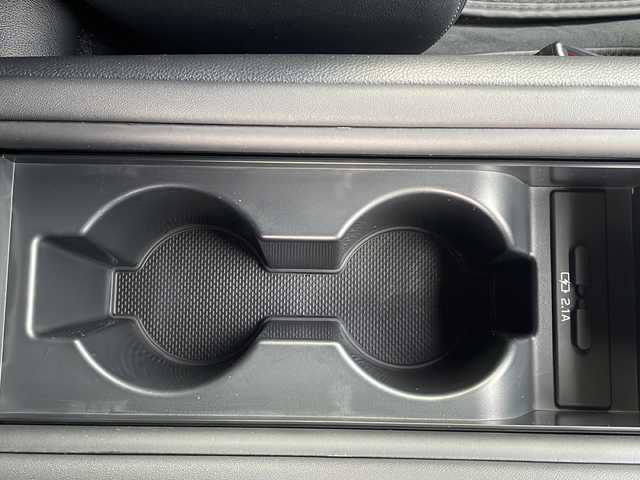 トヨタ ＧＲ８６ RZ 岐阜県 2024(令6)年 0.4万km クリスタルホワイトパール /ワンオーナー//carrozzeria9インチメモリナビ(AVIC-RQ720)/(フルセグTV/BT/DISC/SD/HDMI)//OP GRトランクスポイラー//アイサイトコアテクノロジー/(プリクラッシュブレーキ)/(追従機能付クルーズコントロール)/(車線逸脱警報/ふらつき警報)/(先行車発進お知らせ機能)/(クリアランスソナー『リア』)//ハイビームアシスト//ステアリング連動ヘッドランプ//後側方警戒心支援システム//前後ドライブレコーダー(ZDR-017)//ハーフレザーシート/(前席シートヒーター)//バックカメラ//ＥＴＣ//LEDヘッドライト//ステアリングスイッチ//GRフロアマット//オートリトラクタブルミラー//スマートキー