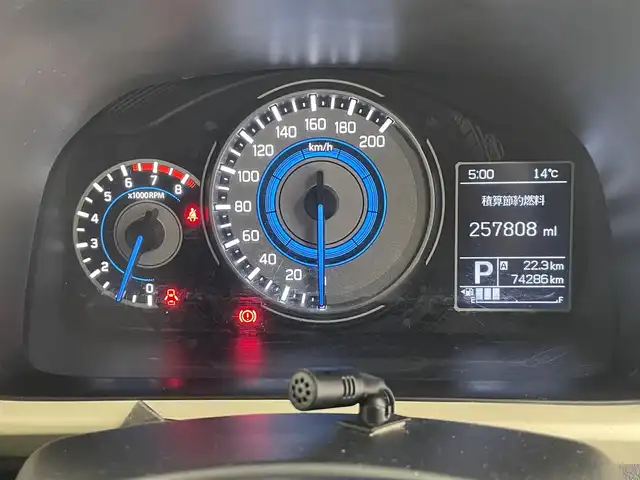 スズキ クロスビー HYBRID MZ 愛知県 2018(平30)年 7.5万km スーパーブラックパール 3トーンコーディネート 純正８型ナビ　全方位カメラ　禁煙車　シートヒーター　フルセグＴＶ　Ｂｌｕｅｔｏｏｔｈ　ＵＳＢ　ＥＴＣ　デュアルセンサーブレーキ　衝突軽減　車線逸脱　リヤパーキングセンサー　ＬＥＤオートライト　クルコン