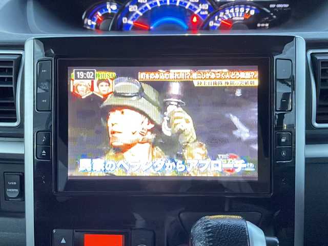 ダイハツ タント カスタム RS トップED SA 新潟県 2015(平27)年 10.4万km パールホワイトⅢ 純正SDナビ/バックモニター/ETC/パワーステアリング/両側パワースライドドア/オートエアコン/フルセグTV/ハーフレザーシート/4WD/アイドリングストップ/Bluetooth/14インチAW