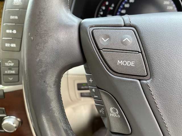 レクサス ＬＳ 600h バージョンU Iパック 東京都 2012(平24)年 9.9万km ダークグレーマイカ 前方ミリ波レーダー方式プリクラッシュセーフティシステム・レーダークルーズコントロール（ブレーキ制御付）/ムーンルーフ・アルカンターラルーフ/ワンオーナー/保証書・取説・ナビ取説/Egプッシュスタート/カードキー＆スマートキー/ハイトコントロール（エアサス）/ドライブモードセレクト/MTモード付AT/本木目/革巻ステアリング・ヒーター・電動チルト・ステアリングスイッチ/アイボリーセミアニリンレザーシート/全席パワーシート＆ヒーター＆ベンチレーター/後席マッサージャー・オートサンシェード（リアウィンド＆リア）/純正HDDナビ・プレミアムサウンドシステム（10スピーカー）/DVD/CD/MSV/BT/USB/AUX・キャンセラー/バックカメラ・クリアランスソナー/純正ビルトインETC/純正フロントドラレコ/全ドア＆バックドアイージークロージャー/LEDヘッドライト・インテリジェントAFS・ヘッドライトクリーナー・フォグ/AUTOHOLD/ラゲッジネット/純正18インチアルミ/サイド＆カーテン＆ニーエアバック