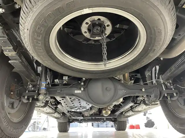 トヨタ ハイラックス Z GRスポーツ 滋賀県 2022(令4)年 3万km スーパーホワイトⅡ 禁煙車/純正ナビ/パノラミックビューモニター/ハーフレザーシート/パワーシート/トヨタセーフティセンス/クルーズコントロール/コーナーセンサー/パドルシフト/ドラレコ/ETC/LEDヘッドライト/アイドリングストップ/GR専用ハンドル/トノカバー/社外アルミホイール