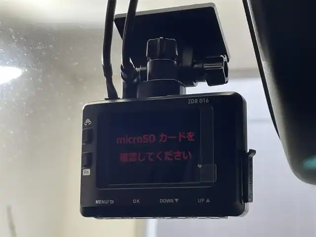 トヨタ ハイラックス Z GRスポーツ 滋賀県 2022(令4)年 3万km スーパーホワイトⅡ 禁煙車/純正ナビ/パノラミックビューモニター/ハーフレザーシート/パワーシート/トヨタセーフティセンス/クルーズコントロール/コーナーセンサー/パドルシフト/ドラレコ/ETC/LEDヘッドライト/アイドリングストップ/GR専用ハンドル/トノカバー/社外アルミホイール