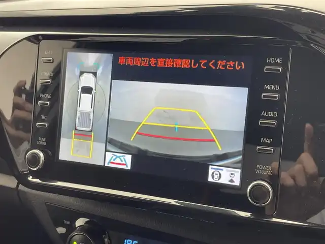 トヨタ ハイラックス Z GRスポーツ 滋賀県 2022(令4)年 3万km スーパーホワイトⅡ 禁煙車/純正ナビ/パノラミックビューモニター/ハーフレザーシート/パワーシート/トヨタセーフティセンス/クルーズコントロール/コーナーセンサー/パドルシフト/ドラレコ/ETC/LEDヘッドライト/アイドリングストップ/GR専用ハンドル/トノカバー/社外アルミホイール