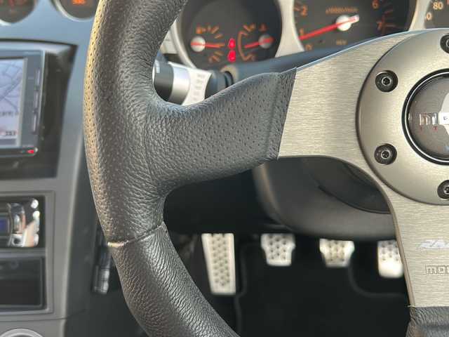 日産 フェアレディ Ｚ バージョンS 愛知県 2002(平14)年 7.6万km ダイヤモンドシルバー /禁煙車//社外ナビ(AVIC-MRP007)//社外１９インチアルミ//アミューズチタンマフラー//ビルシュタイン車高調//社外ステアリング//ETC//キーレスエントリー//電動格納ミラー//フロアマット//新車保証書//スペアキー