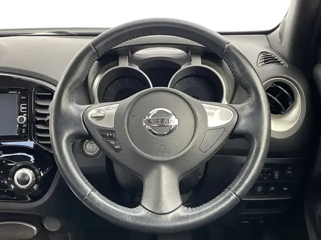 日産 ジューク 15RX Vセレクション 新潟県 2017(平29)年 6.2万km スーパーブラック 純正メモリナビ【MM316D-W】/　フルセグTV/Bluetooth/CD/DVD/USB/衝突被害軽減ブレーキ/レーンキープアシスト/ドライブレコーダー/バックモニター/ETC/アイドリングストップ/横滑り防止装置/オートライト/ステアリングスイッチ