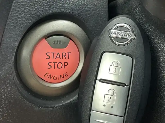 日産 ジューク 15RX Vセレクション 新潟県 2017(平29)年 6.2万km スーパーブラック 純正メモリナビ【MM316D-W】/　フルセグTV/Bluetooth/CD/DVD/USB/衝突被害軽減ブレーキ/レーンキープアシスト/ドライブレコーダー/バックモニター/ETC/アイドリングストップ/横滑り防止装置/オートライト/ステアリングスイッチ