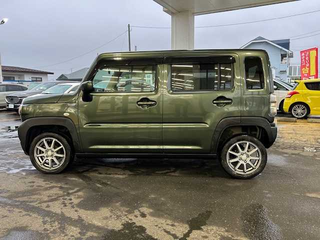 スズキ ハスラー HYBRID G 道東・釧路十勝 2021(令3)年 4.4万km クールカーキPM 4WD/ワンオーナー/社外メモリーナビ/  (DVD/CD/フルセグTV/Bluetooth)/バックカメラ/衝突軽減ブレーキ/レーンキープアシスト/コーナーセンサー/アイドリングストップ/横滑り防止装置/ステアリングリモコン/前席シートヒーター/ミラーヒーター/電動格納ミラー/ドライブレコーダー前後/運転席シートリフター/純正フロアマット/ドアバイザー/ヘッドライトレベライザー/スマートキー/エンジンプッシュスタート/取扱説明書/保証書/ナビ取説/社外15インチアルミホイール/冬タイヤ積み込み/  (165/60r15、4mm、2020年製)