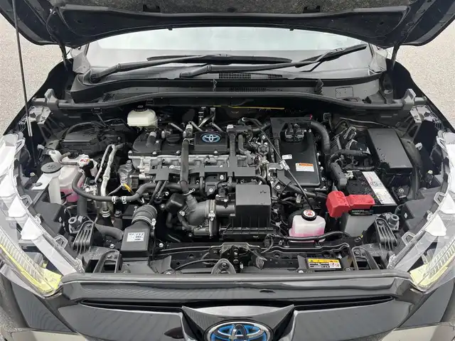 トヨタ カローラ クロス ハイブリッド Z 滋賀県 2023(令5)年 3万km アティチュードブラックマイカ ワンオーナー/10.5型ディスプレイ/・Bluetooth/USB/・Apple Car Play/アラウンドビューモニター/革巻きステアリング/ステアリングリモコン/ETC2.0/前後ドライブレコーダー/レーダークルコン/運転席パワーシート/前席シートヒーター/パワーバックドア/ルーフレール/AC100V/オートブレーキホールド/LEDオートライト/フォグライト/オートハイビーム/トヨタセーフティセンス/・レーントレーシングアシスト/・プリクラッシュセーフティ/・ブラインドスポットモニター/・クリアランスソナー/・パーキングサポートブレーキ/・ロードサインアシスト/プッシュスタート/スマートキー