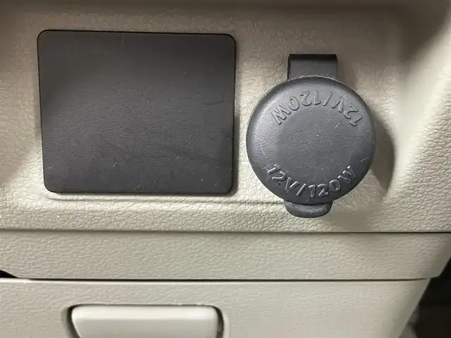 スズキ スペーシア X 大分県 2016(平28)年 7.1万km クリスタルホワイトP プッシュスタート/両側電動スライド/スマートキー/電動格納ミラー/後席サンシェード/ドアバイザー/オートライト/シートヒーター（運転席のみ）/純正フロアマット/アイドリングストップ/オートエアコン