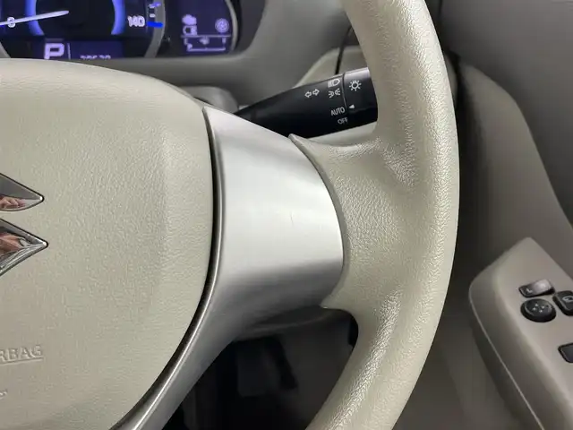 スズキ スペーシア X 大分県 2016(平28)年 7.1万km クリスタルホワイトP プッシュスタート/両側電動スライド/スマートキー/電動格納ミラー/後席サンシェード/ドアバイザー/オートライト/シートヒーター（運転席のみ）/純正フロアマット/アイドリングストップ/オートエアコン