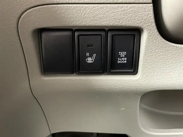 スズキ スペーシア X 大分県 2016(平28)年 7.1万km クリスタルホワイトP プッシュスタート/両側電動スライド/スマートキー/電動格納ミラー/後席サンシェード/ドアバイザー/オートライト/シートヒーター（運転席のみ）/純正フロアマット/アイドリングストップ/オートエアコン