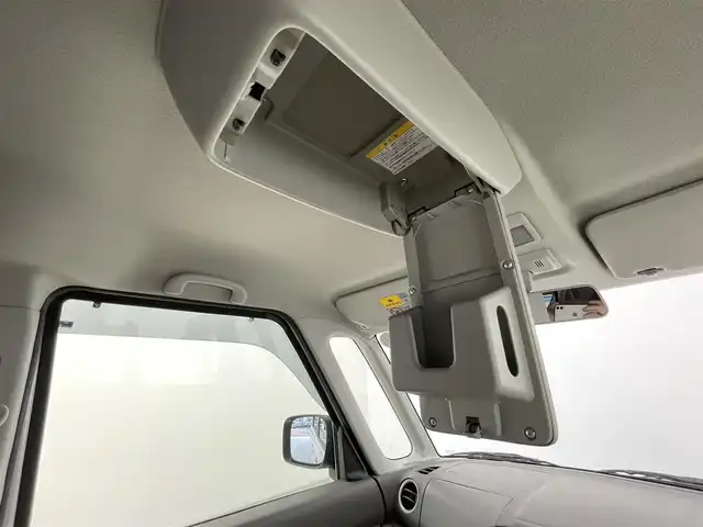 スズキ スペーシア X 大分県 2016(平28)年 7.1万km クリスタルホワイトP プッシュスタート/両側電動スライド/スマートキー/電動格納ミラー/後席サンシェード/ドアバイザー/オートライト/シートヒーター（運転席のみ）/純正フロアマット/アイドリングストップ/オートエアコン