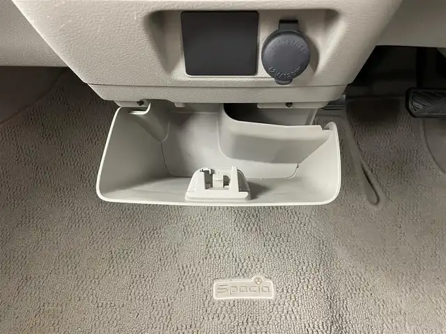 スズキ スペーシア X 大分県 2016(平28)年 7.1万km クリスタルホワイトP プッシュスタート/両側電動スライド/スマートキー/電動格納ミラー/後席サンシェード/ドアバイザー/オートライト/シートヒーター（運転席のみ）/純正フロアマット/アイドリングストップ/オートエアコン