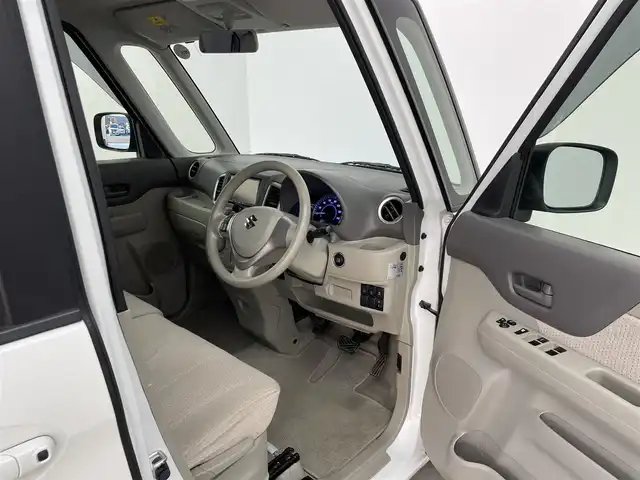 スズキ スペーシア X 大分県 2016(平28)年 7.1万km クリスタルホワイトP プッシュスタート/両側電動スライド/スマートキー/電動格納ミラー/後席サンシェード/ドアバイザー/オートライト/シートヒーター（運転席のみ）/純正フロアマット/アイドリングストップ/オートエアコン