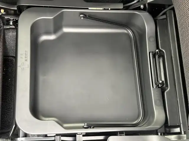 スズキ スペーシア カスタム HYBRID XS ターボ 道南・函館 2024(令6)年 1.2万km ピュアホワイトP /純正ナビ//フルセグTV//全方位カメラ//スズキセーフティーサポート//デュアルセンサーブレーキサポート//ふらつき警報//車線逸脱抑制//発進お知らせ//両側パワースライドドア//ハーフレザーシート//前席シートヒーター//革巻きステアリング//ハンドルヒーター//パドルシフト//クルーズコントロール//横滑り防止//アイドリングストップ//LEDヘッドライト//フォグランプ