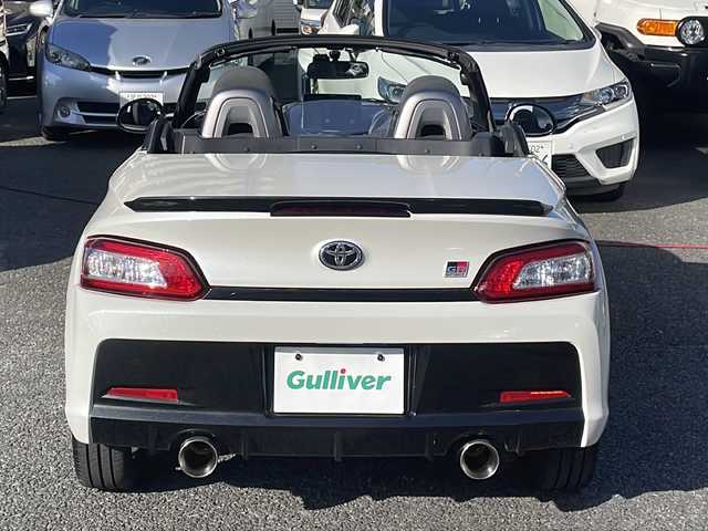 トヨタ コペン GRスポーツ 東京都 2022(令4)年 1.8万km パールホワイトⅢ Apple CarPlay対応ディスプレイオーディオ/純正MOMOステアリング/純正レカロシート/シートヒーター/HKSマフラー/BBS製アルミホイール/LEDヘッドライト/スマートキー/ETC/横滑り防止装置/保証書/取扱説明書