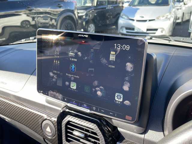 トヨタ コペン GRスポーツ 東京都 2022(令4)年 1.8万km パールホワイトⅢ Apple CarPlay対応ディスプレイオーディオ/純正MOMOステアリング/純正レカロシート/シートヒーター/HKSマフラー/BBS製アルミホイール/LEDヘッドライト/スマートキー/ETC/横滑り防止装置/保証書/取扱説明書