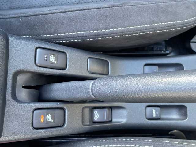 トヨタ コペン GRスポーツ 東京都 2022(令4)年 1.8万km パールホワイトⅢ Apple CarPlay対応ディスプレイオーディオ/純正MOMOステアリング/純正レカロシート/シートヒーター/HKSマフラー/BBS製アルミホイール/LEDヘッドライト/スマートキー/ETC/横滑り防止装置/保証書/取扱説明書