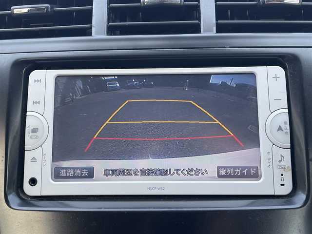 トヨタ プリウス α S Lセレクション 埼玉県 2014(平26)年 12.9万km ホワイトパールクリスタルシャイン (株)IDOMが運営する【じしゃロン川越店】の自社ローン専用車両になります。こちらは現金またはオートローンご利用時の価格です。自社ローンご希望の方は別途その旨お申付け下さい/純正SDナビ NSCP-W62/（ワンセグ/Bluetooth/CD/AM/FM）/モデリスタフルエアロ/バックカメラ/社外１６インチアルミホイール/ＨＩＤヘッドライト/オートライト/フォグ/ウインカーミラー/ビルトインＥＴＣ/スマートキー（スペアキー×1）/純正ドアバイザー/純正フロアマット/ステアリングリモコン/車両取扱説明書/保証書