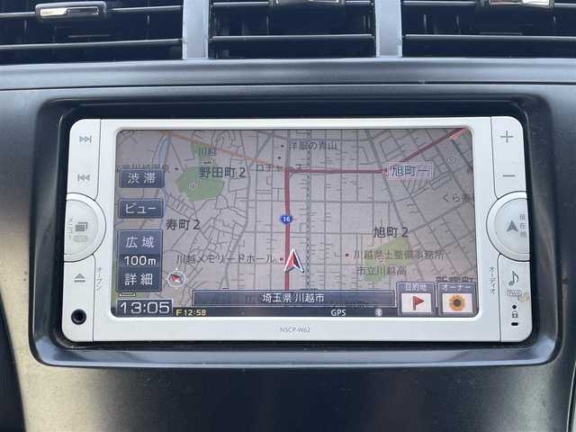 トヨタ プリウス α S Lセレクション 埼玉県 2014(平26)年 12.9万km ホワイトパールクリスタルシャイン (株)IDOMが運営する【じしゃロン川越店】の自社ローン専用車両になります。こちらは現金またはオートローンご利用時の価格です。自社ローンご希望の方は別途その旨お申付け下さい/純正SDナビ NSCP-W62/（ワンセグ/Bluetooth/CD/AM/FM）/モデリスタフルエアロ/バックカメラ/社外１６インチアルミホイール/ＨＩＤヘッドライト/オートライト/フォグ/ウインカーミラー/ビルトインＥＴＣ/スマートキー（スペアキー×1）/純正ドアバイザー/純正フロアマット/ステアリングリモコン/車両取扱説明書/保証書