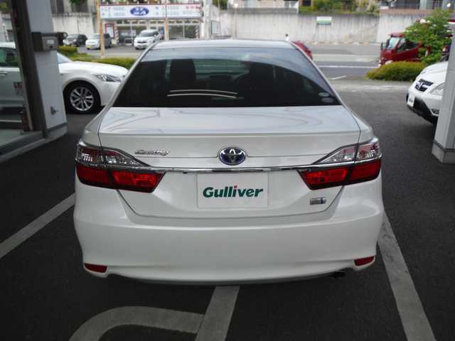 トヨタ カムリ ハイブリット Gパッケージ 東京都 2015(平27)年 7.3万km パール 保証書・取説あり/純正ナビ・TV（ジャンパー付）/　BLUETOOTH・ETC/　バックカメラ/ドラレコ前後/クルーズコントロール/D席パワーシート/キセノンライト/スマートキー×2個