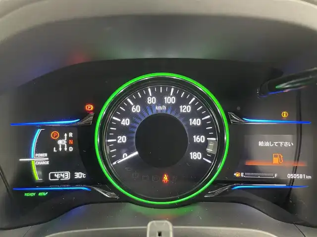 ホンダ ヴェゼル ハイブリッド Z 埼玉県 2015(平27)年 5.1万km ホワイトオーキッドパール 純正8インチナビ　フルセグ　CD DVD BT　バックカメラ　ホンダセンシング　クルコン　ドラレコ　ハーフレザーシート　シートヒーター　ビルトインETC　LEDオートライト　