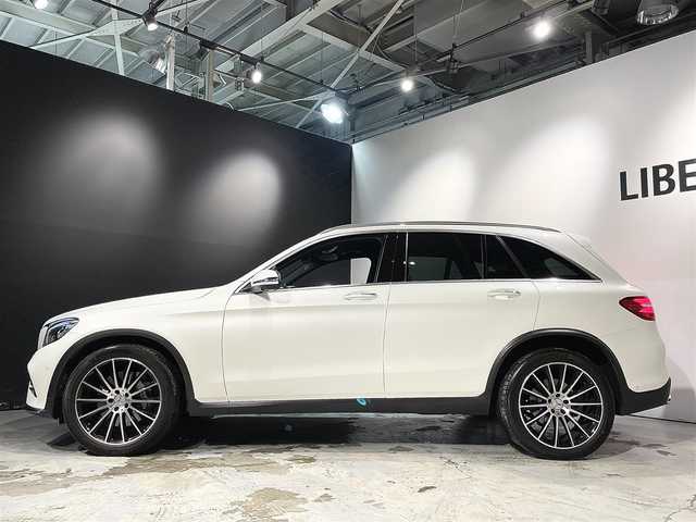 メルセデス・ベンツ ＧＬＣ２２０ d 4マチックスポーツ 道央・札幌 2018(平30)年 3.1万km ダイヤモンドホワイト AMGスタイリングパッケージ/レーダーセーフティパッケージ/・アクティブブレーキアシスト/・アクティブレーンキーピングアシスト/・アクティブブラインドスポットアシスト/・ディスタンスパイロットディストロニック/・PRE-SAFE/360°カメラシステム/LEDインテリジェントライトシステム/アクティブハイビームアシストプラス/パーキングパイロット(縦列/並列駐車)/パークトロニック/メモリー付パワーシート(D/N)/電動ランバーサポート(D/N)/シートヒーター(D/N)/ヘッドアップディスプレイ/COMANDシステム/・フルセグTVチューナー/・ETC2.0/社外ドライブレコーダー(前後/車内)/アンビエントライト(3色)/EASY-PACK自動開閉テールゲート/フットトランクオープナー