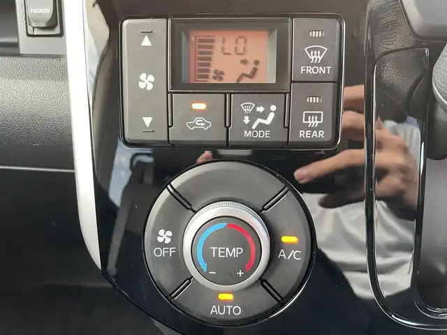 ダイハツ タント カスタム RS トップED SA 千葉県 2015(平27)年 3.6万km ブラックマイカメタリック スマートアシストII/純正8インチSDナビ【NSZN-W65DB】/・CD/DVD/MSV/Bluetooth/フルセグ/バックカメラ/両後パワースライドドア/スマートキー/社外前後ドライブレコーダー【ZDR-045】/ETC/ハーフレザーシート/純正キセノンヘッドライト/フォグランプ/本革巻きステアリング/ドアバイザー/純正15インチアルミホイール/サイドエアバッグ/新車時保証書＆取扱説明書