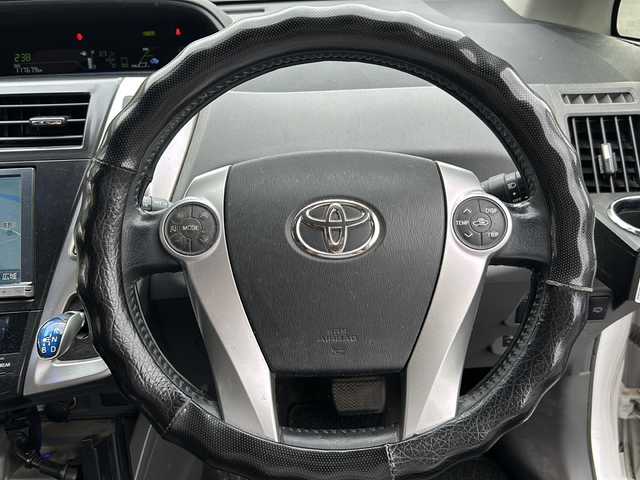 トヨタ プリウス α S ツーリングセレクション 茨城県 2013(平25)年 11.8万km ホワイトパールクリスタルシャイン 純正ＳＤナビ/バックカメラ/ビルトインＥＴＣ/ドライブレコーダー/フルセグＴＶ/ＣＤ/ＤＶＤ/Ｂｌｕｅｔｏｏｔｈ/ＵＳＢ/純正フロアマット/社外エアロ/社外アルミホイール/オートライト　