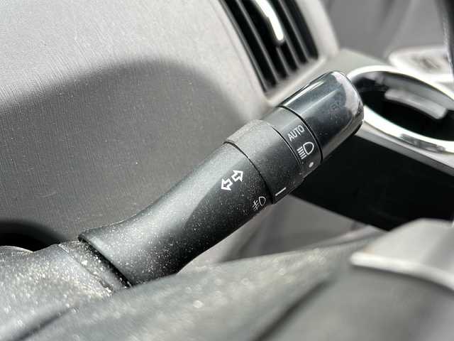 トヨタ プリウス α S ツーリングセレクション 茨城県 2013(平25)年 11.8万km ホワイトパールクリスタルシャイン 純正ＳＤナビ/バックカメラ/ビルトインＥＴＣ/ドライブレコーダー/フルセグＴＶ/ＣＤ/ＤＶＤ/Ｂｌｕｅｔｏｏｔｈ/ＵＳＢ/純正フロアマット/社外エアロ/社外アルミホイール/オートライト　