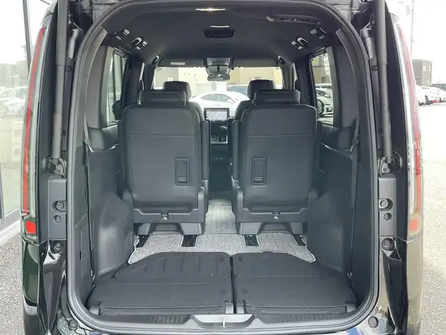 ホンダ ステップワゴン スパーダ 道央・札幌 2023(令5)年 3.3万km クリスタルブラックパール ４WD/寒冷地仕様/純正メモリーナビ/CD/DVD/BT/フルセグ/ホンダセンシング/衝突被害軽減ブレーキ/横滑り防止装置/レーダークルーズコントロール/レーンキープアシスト/クリアランスソナー/バックカメラ/ビルトインETC/アイドリングストップ/ワイパーデアイサー/ECOMODE/両側パワースライドドア/パワーバックドア/前席シートヒーター/ハーフレザーシート/革巻きステアリング/ステアリングリモコン/パドルシフト/電動パーキング/ブレーキホールド/MTモード付AT/プッシュスタート/スマートキー/LEDヘッドライト/オートライト/オートマチックハイビーム/フォグランプ/電動格納ミラー/ウィンカーミラー/社外フロアマット/ドアバイザー