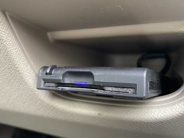 ホンダ ライフ C 富山県 2013(平25)年 9.2万km タフタホワイト 禁煙車/社外メモリナビ/純正フロアマット/社外ＥＴＣ/リモコンキー/ハロゲンヘッドライト/横滑り防止装置/パワーウィンドウ