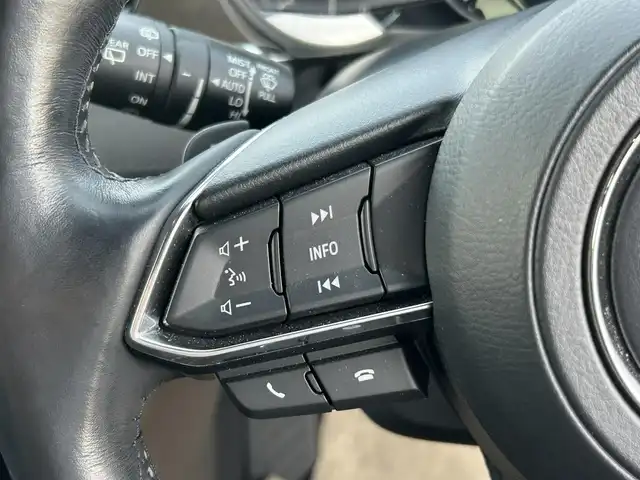 マツダ アテンザ ワゴン XD Lパッケージ 道南・函館 2018(平30)年 3.4万km スノーフレイクホワイトパールマイカ /純正ナビ//フルセグＴＶ//ドライブレコーダー//全周位カメラ//サンルーフ//シートヒーター//ベンチレーション//ブラインドスポットモニター//クルーズコントロール//レーンキープアシスト//コーナーセンサー//オートライト//オートハイビーム//ＢＯＳＥスピーカー//レザーシート//ルーフレール//ステアリングヒーター//フロアマット//スマートキー//ETC