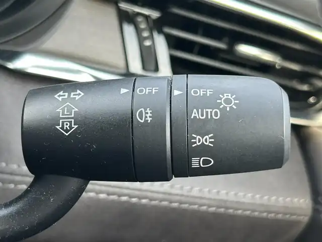 マツダ アテンザ ワゴン XD Lパッケージ 道南・函館 2018(平30)年 3.4万km スノーフレイクホワイトパールマイカ /純正ナビ//フルセグＴＶ//ドライブレコーダー//全周位カメラ//サンルーフ//シートヒーター//ベンチレーション//ブラインドスポットモニター//クルーズコントロール//レーンキープアシスト//コーナーセンサー//オートライト//オートハイビーム//ＢＯＳＥスピーカー//レザーシート//ルーフレール//ステアリングヒーター//フロアマット//スマートキー//ETC